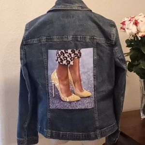 Jones New York denim jacket. Size L